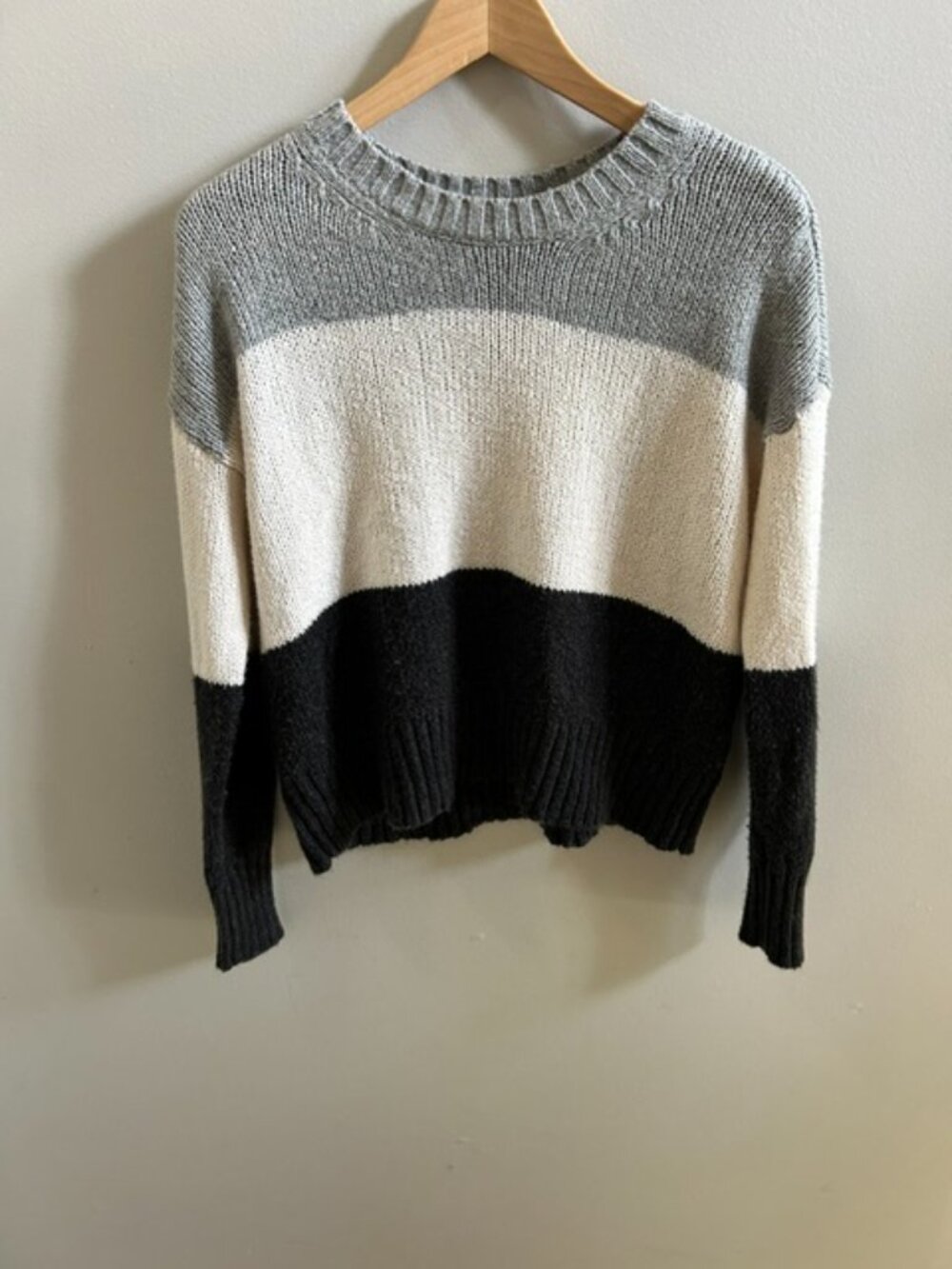 American Eagle Colorblock Chunky Knit Crew Sweater XS